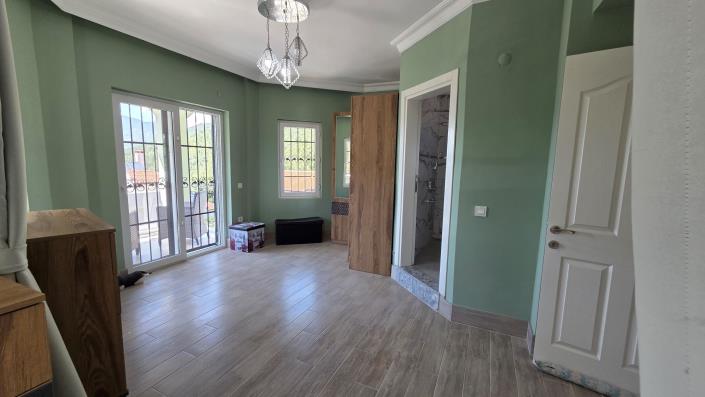 Image No.20-5 Bed Villa / Detached for sale