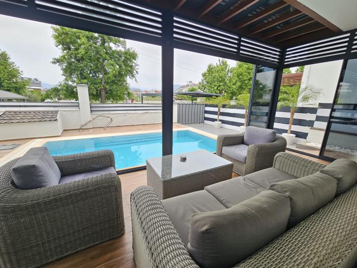 Image No.3-4 Bed Villa for sale