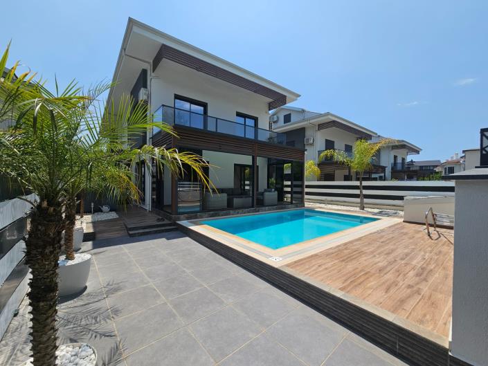 Image No.36-4 Bed Villa for sale