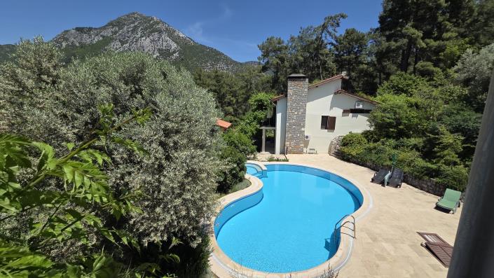 Image No.27-Villa / Détaché de 3 chambres à vendre à Yesilüzümlü