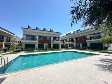 WhatsApp-Image-2025-06-10-at-21-19-48--1-