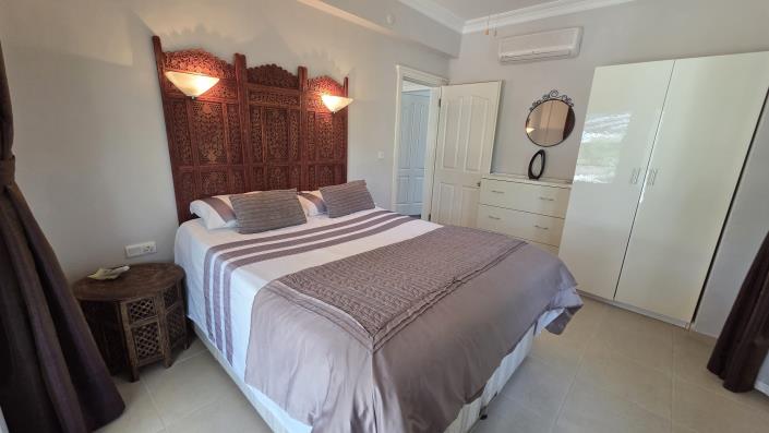 Image No.23-4 Bed Villa / Detached for sale