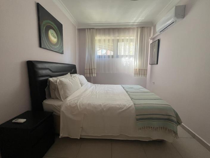 Image No.9-6 Bed Villa / Detached for sale