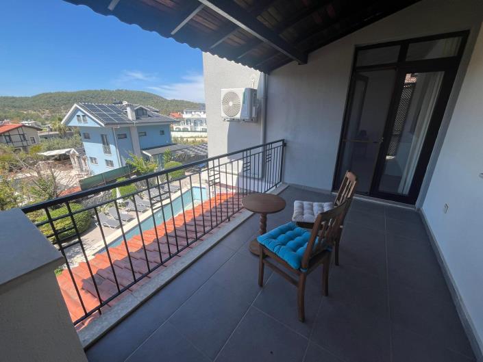 Image No.12-6 Bed Villa / Detached for sale