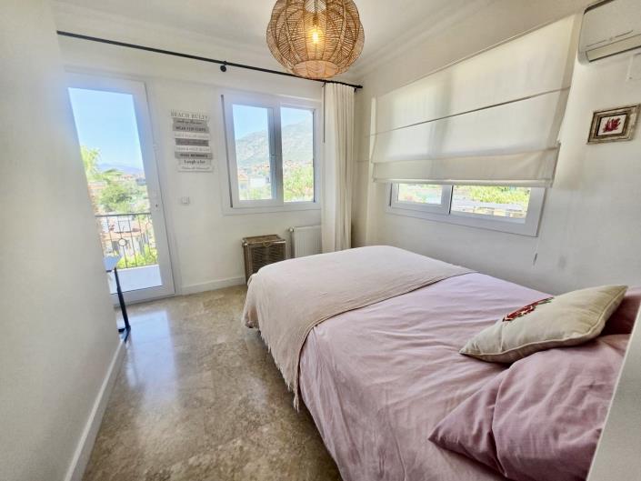 Image No.27-4 Bed Villa for sale