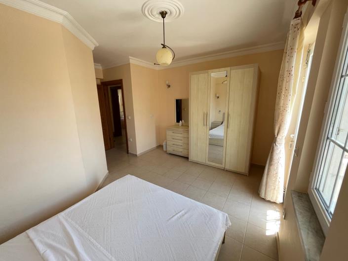 Image No.14-4 Bed Villa / Detached for sale