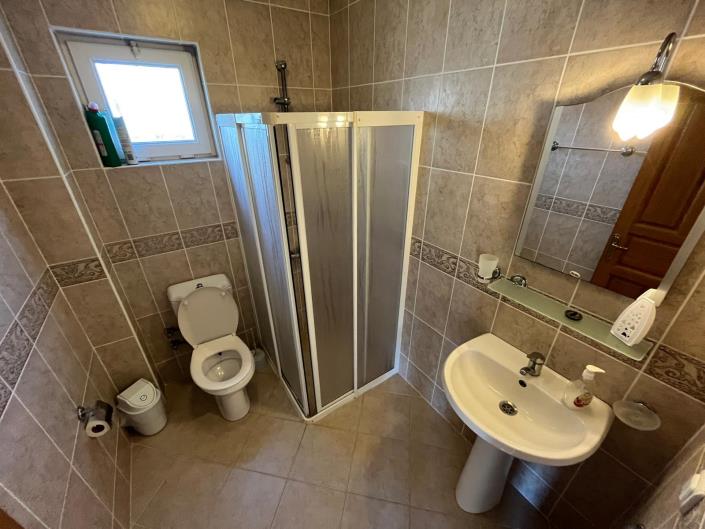 Image No.18-4 Bed Villa / Detached for sale