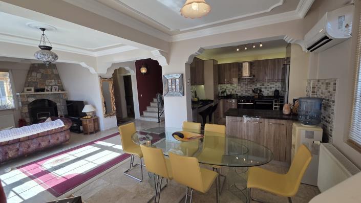 Image No.4-3 Bed Villa for sale