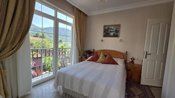 Image No.12-3 Bed Villa for sale