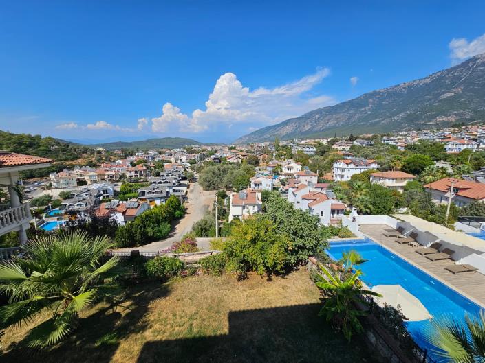 Image No.13-2 Bed Duplex for sale