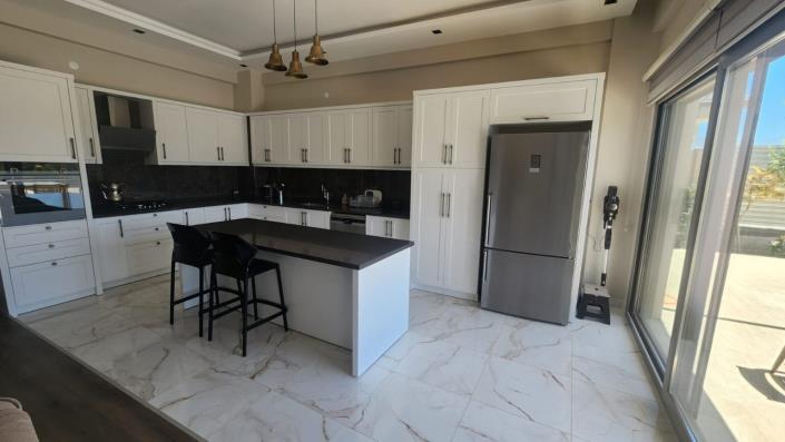 Image No.11-5 Bed Villa for sale