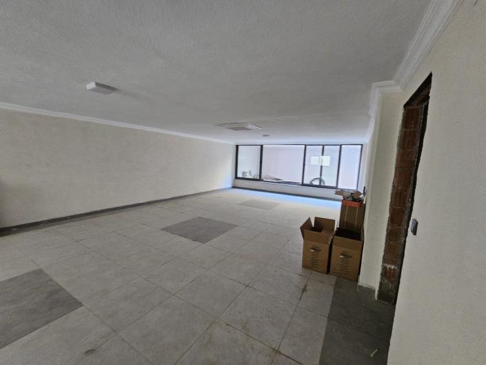 Image No.37-5 Bed Villa for sale