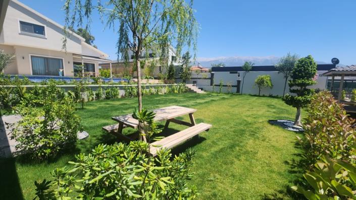 Image No.44-5 Bed Villa for sale