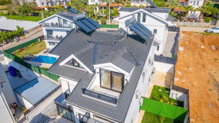 Image No.5-4 Bed Villa / Detached for sale