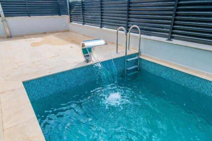 Image No.8-4 Bed Villa / Detached for sale