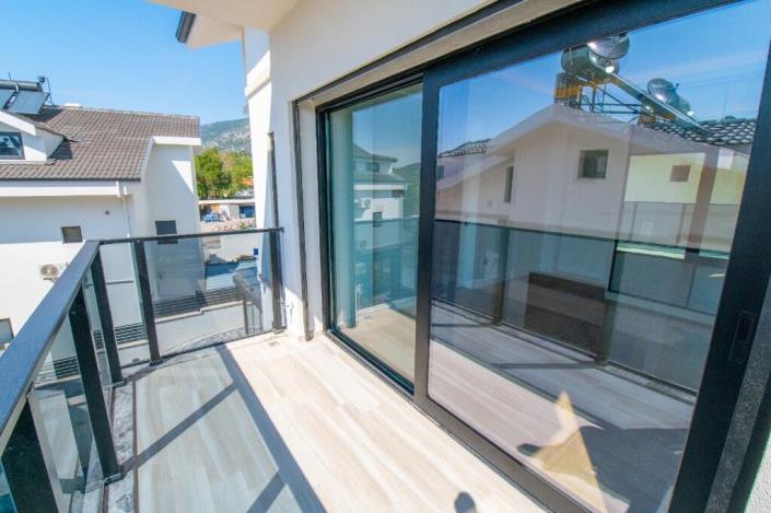 Image No.19-4 Bed Villa / Detached for sale