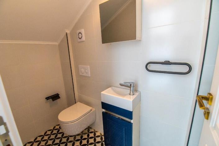 Image No.21-4 Bed Villa / Detached for sale