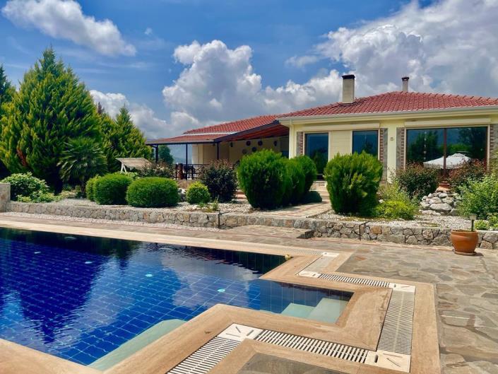 Image No.2-Bungalow de 3 chambres à vendre à Uzumlu