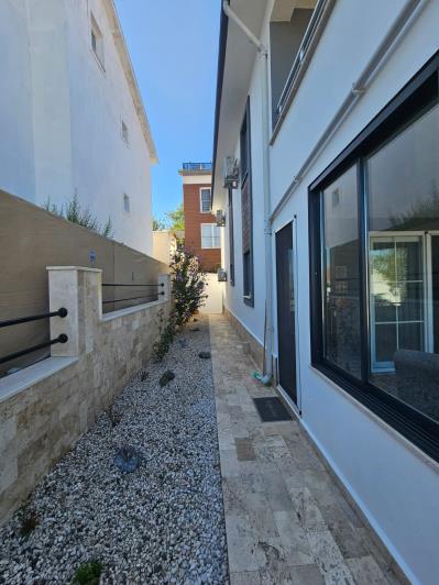 Image No.37-4 Bed Villa for sale