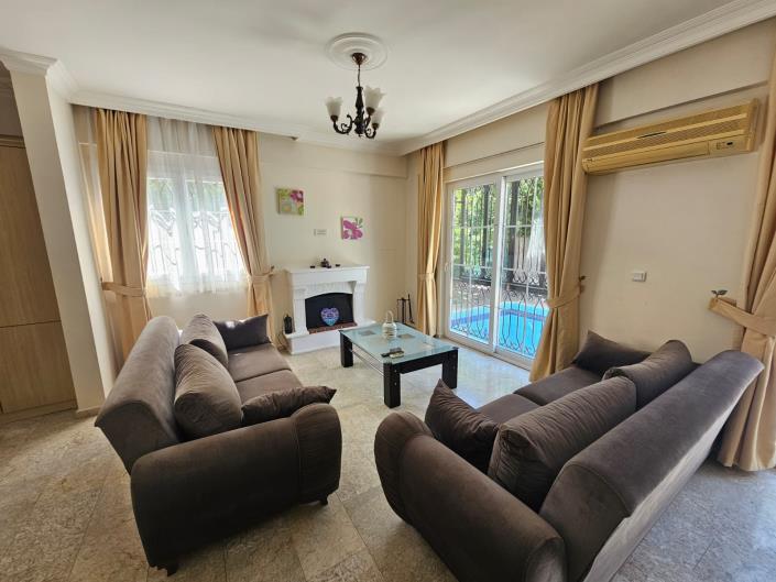 Image No.6-3 Bed Villa / Detached for sale