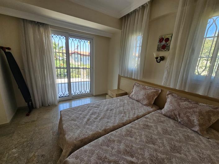 Image No.16-3 Bed Villa / Detached for sale