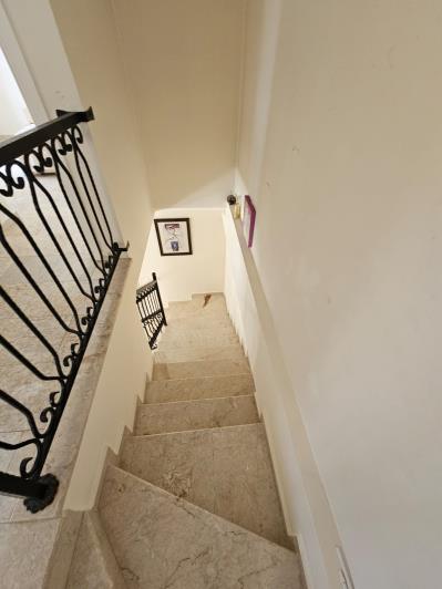 Image No.20-3 Bed Villa / Detached for sale