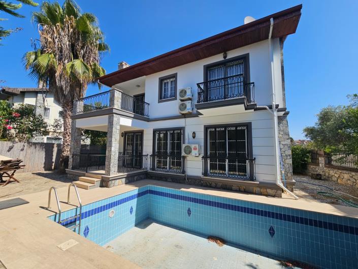 Image No.21-3 Bed Villa / Detached for sale