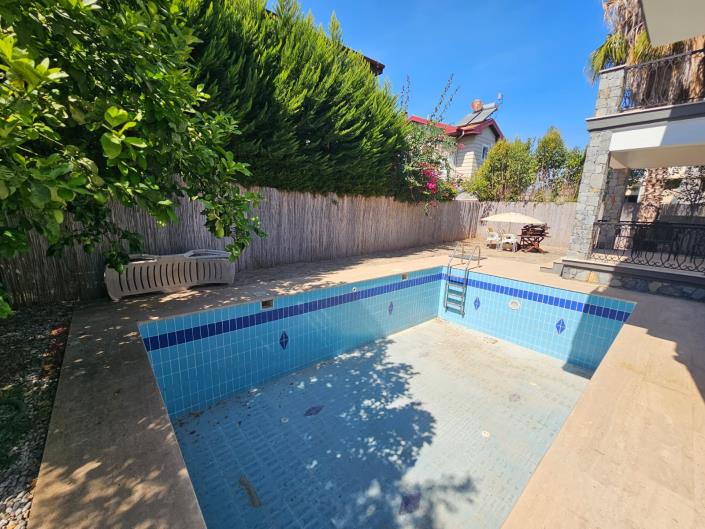 Image No.22-3 Bed Villa / Detached for sale