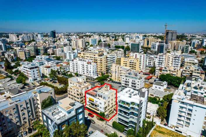 Image No.4-Commercial à vendre à Nicosie