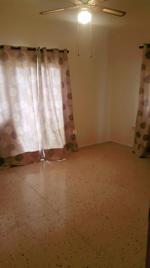 Image No.4-Propriété de 8 chambres à vendre à Larnaca