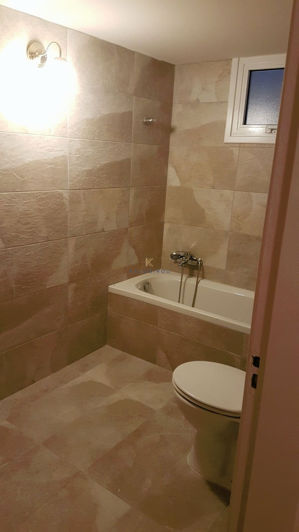 Image No.6-Propriété de 8 chambres à vendre à Larnaca