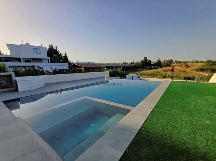 Image No.26-Maison de 6 chambres à vendre à Aradippou