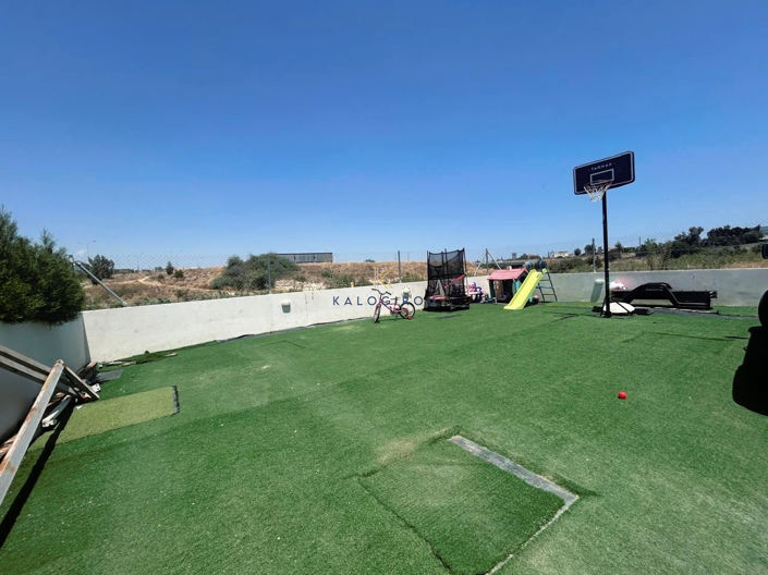 Image No.28-Maison de 6 chambres à vendre à Aradippou