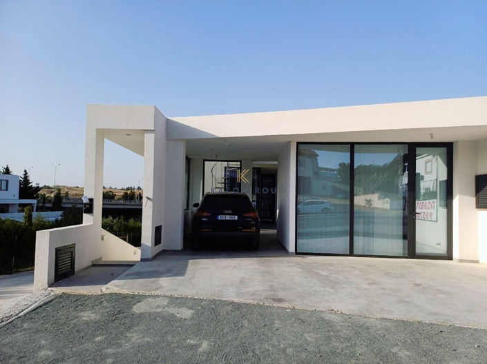 Image No.4-Maison de 6 chambres à vendre à Aradippou