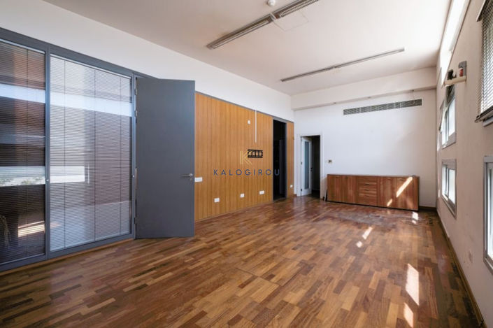 Image No.6-Commercial à vendre à Nicosie