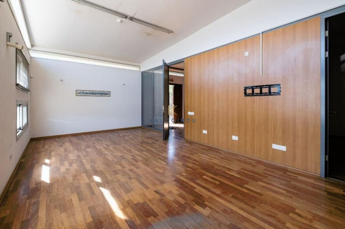 Image No.8-Commercial à vendre à Nicosie