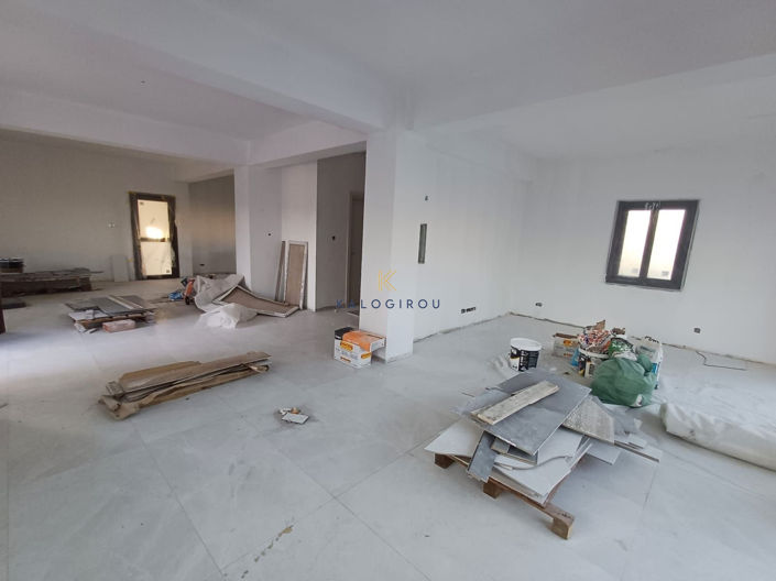 Image No.3-Maison de 4 chambres à vendre à Leivadia