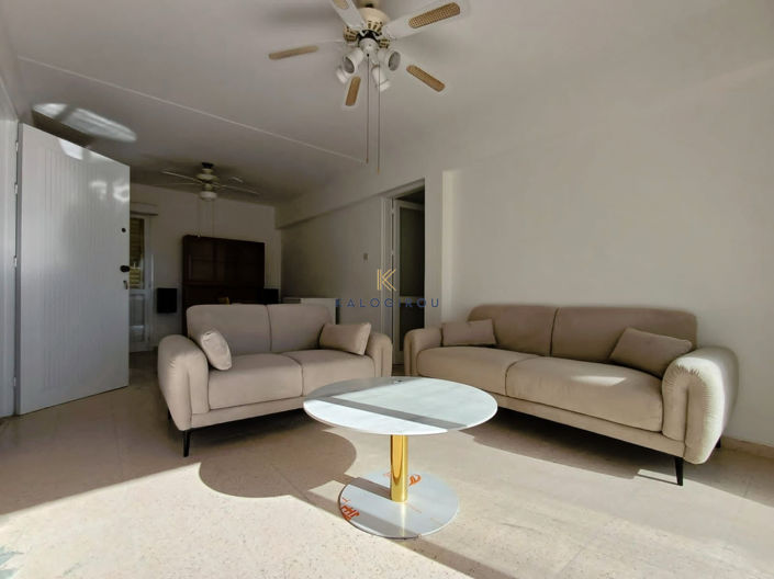 Image No.2-Appartement de 3 chambres à vendre à Kamares