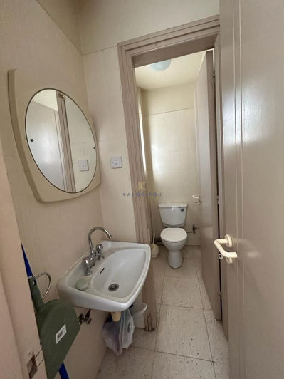 Image No.5-Commercial à vendre à Faneromeni