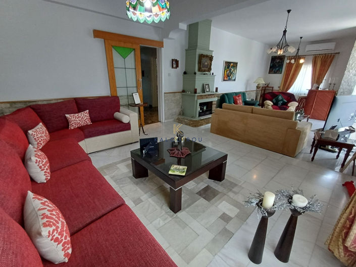 Image No.4-4 Bed House for sale