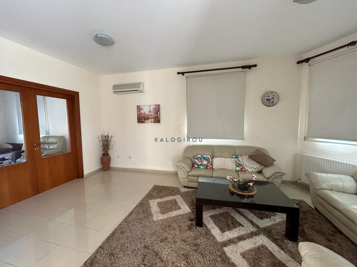 Image No.3-Maison de 3 chambres à vendre à Dekeleia