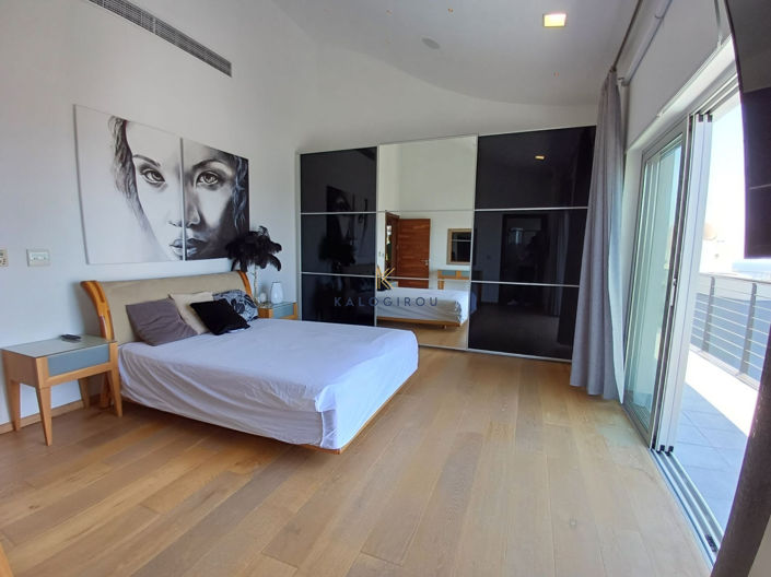 Image No.19-5 Bed House for sale