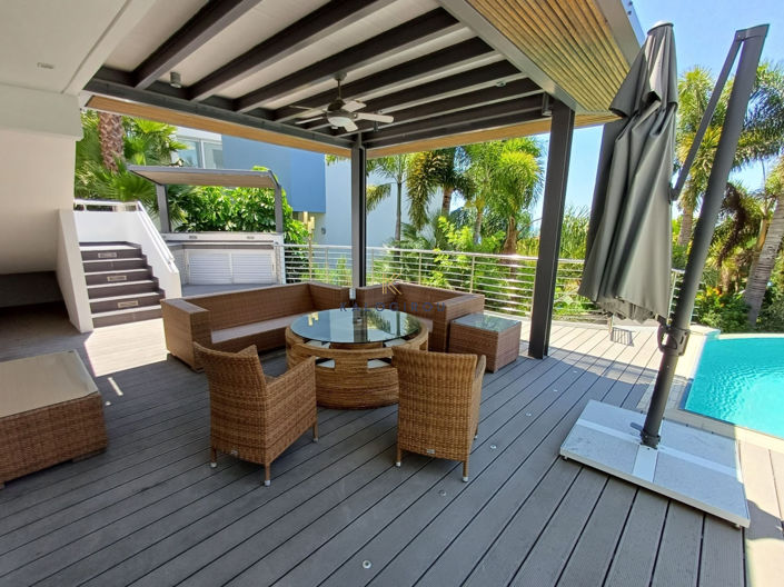 Image No.42-5 Bed House for sale