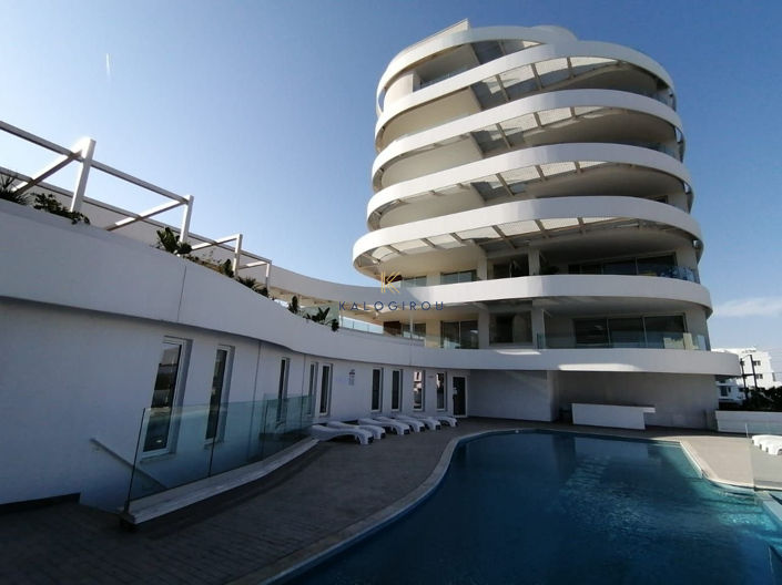 Image No.2-Appartement de 2 chambres à vendre à Makenzie Beach