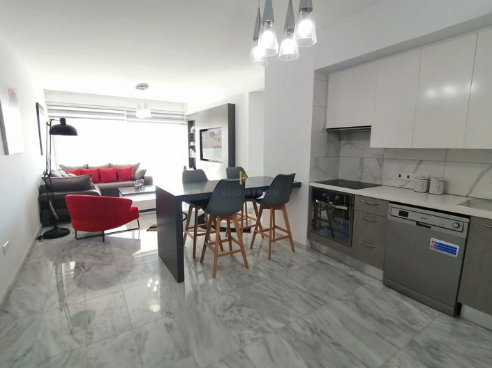 Image No.6-Appartement de 2 chambres à vendre à Makenzie Beach