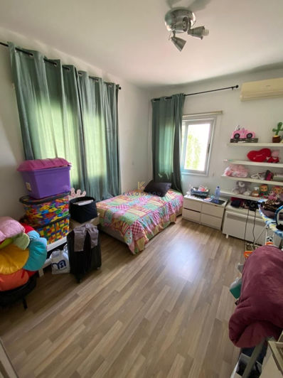 Image No.11-3 Bed House for sale