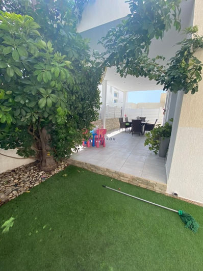 Image No.14-3 Bed House for sale