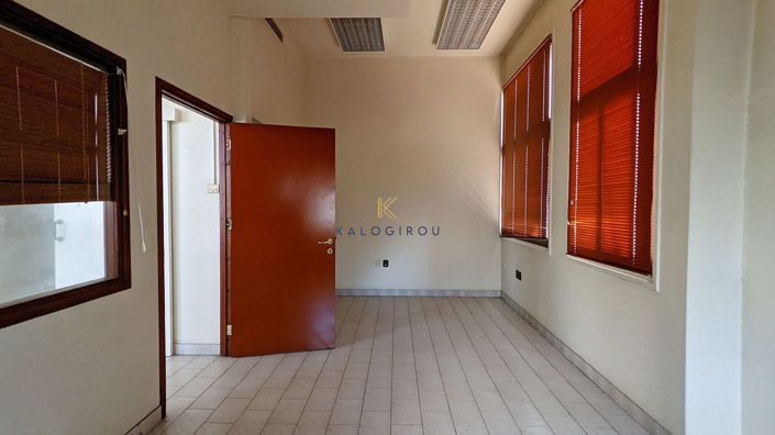 Image No.16-Commercial à vendre à Nicosie