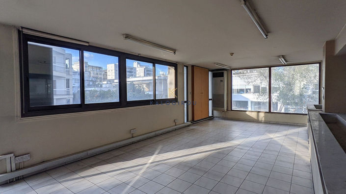 Image No.24-Commercial à vendre à Nicosie