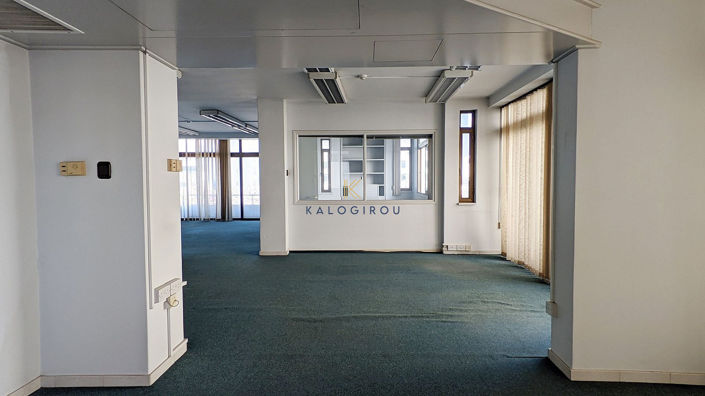 Image No.38-Commercial à vendre à Nicosie